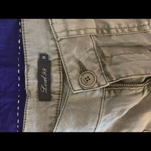 Level 99 crop pants